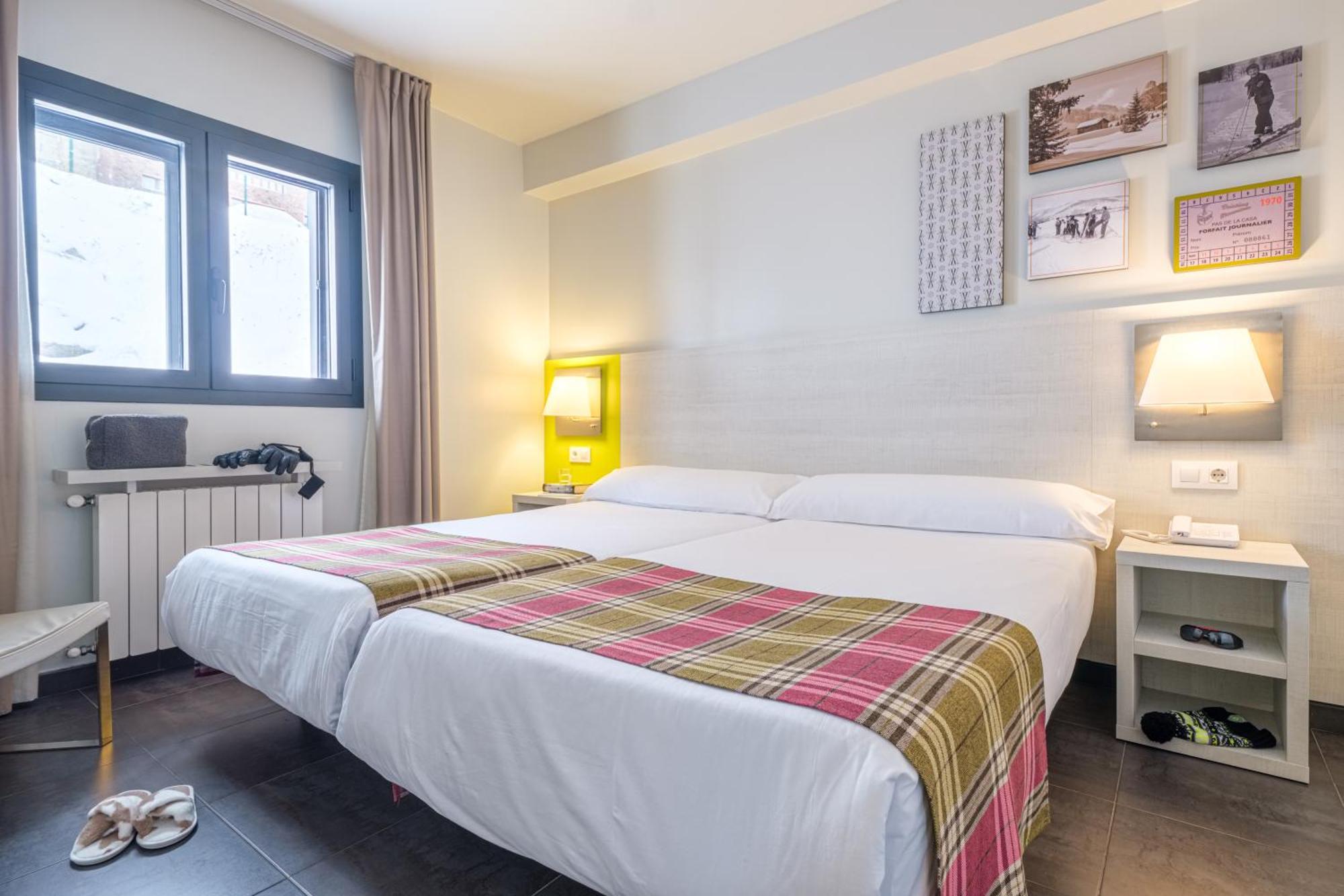 Hotel Cristina Пас де ла Каса Екстериор снимка