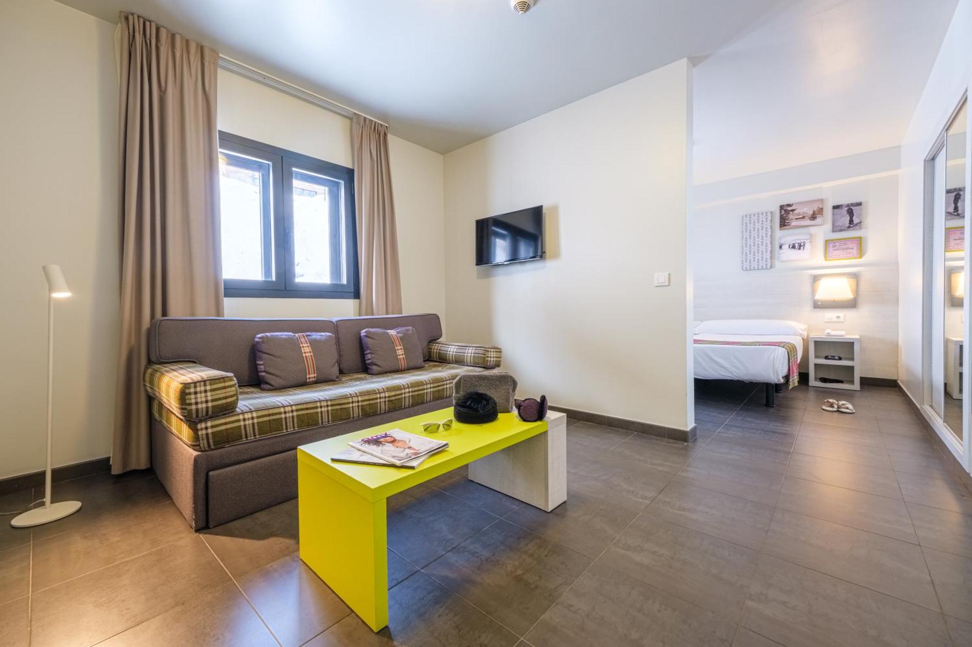 Hotel Cristina Пас де ла Каса Екстериор снимка