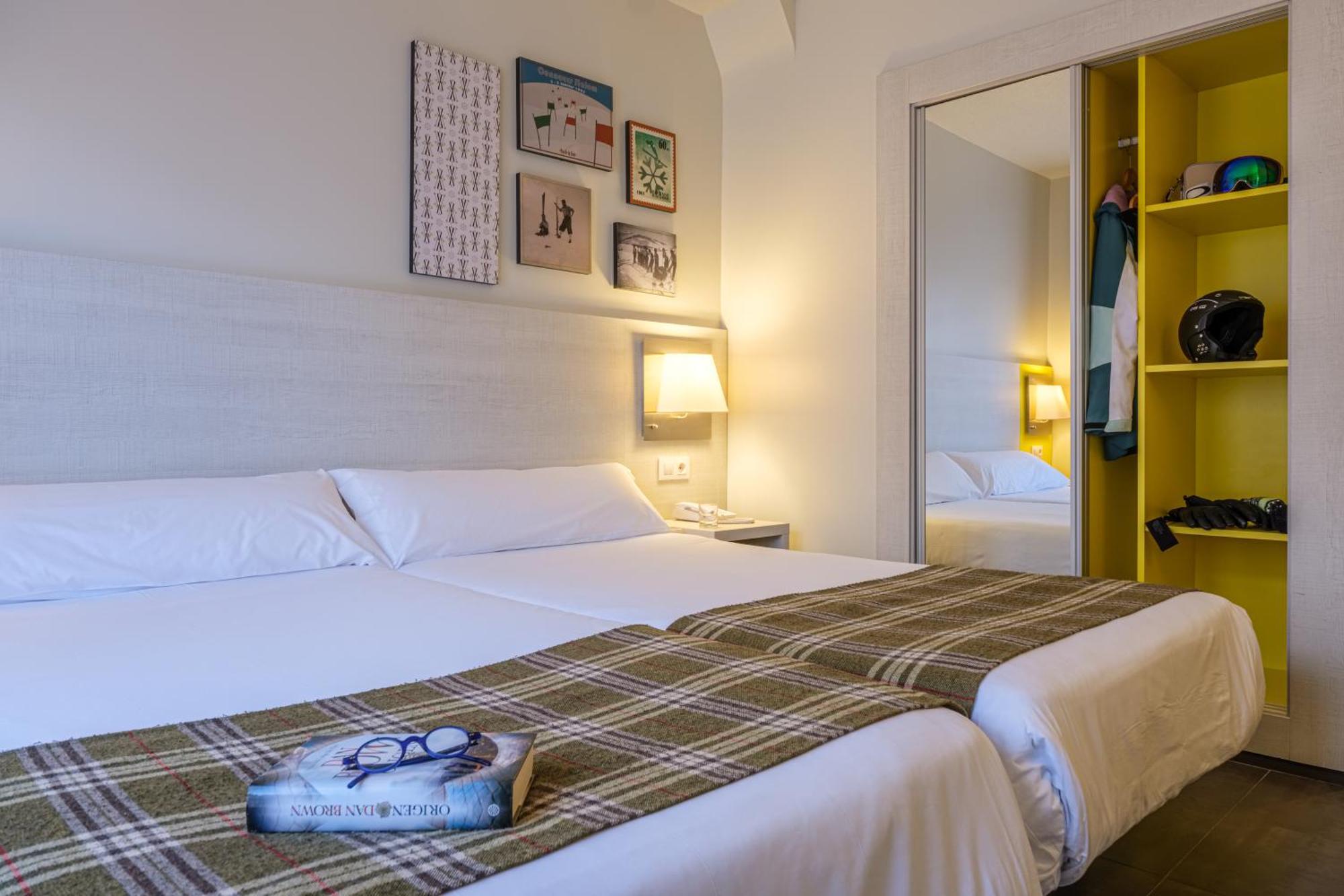 Hotel Cristina Пас де ла Каса Екстериор снимка