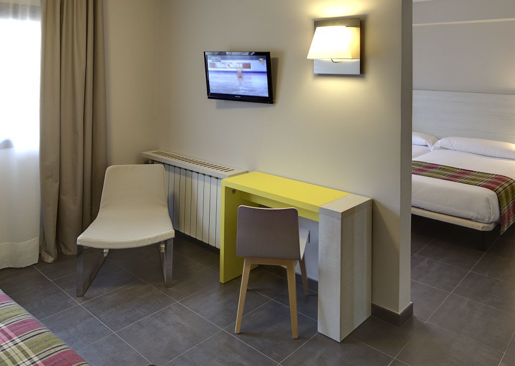 Hotel Cristina Пас де ла Каса Екстериор снимка